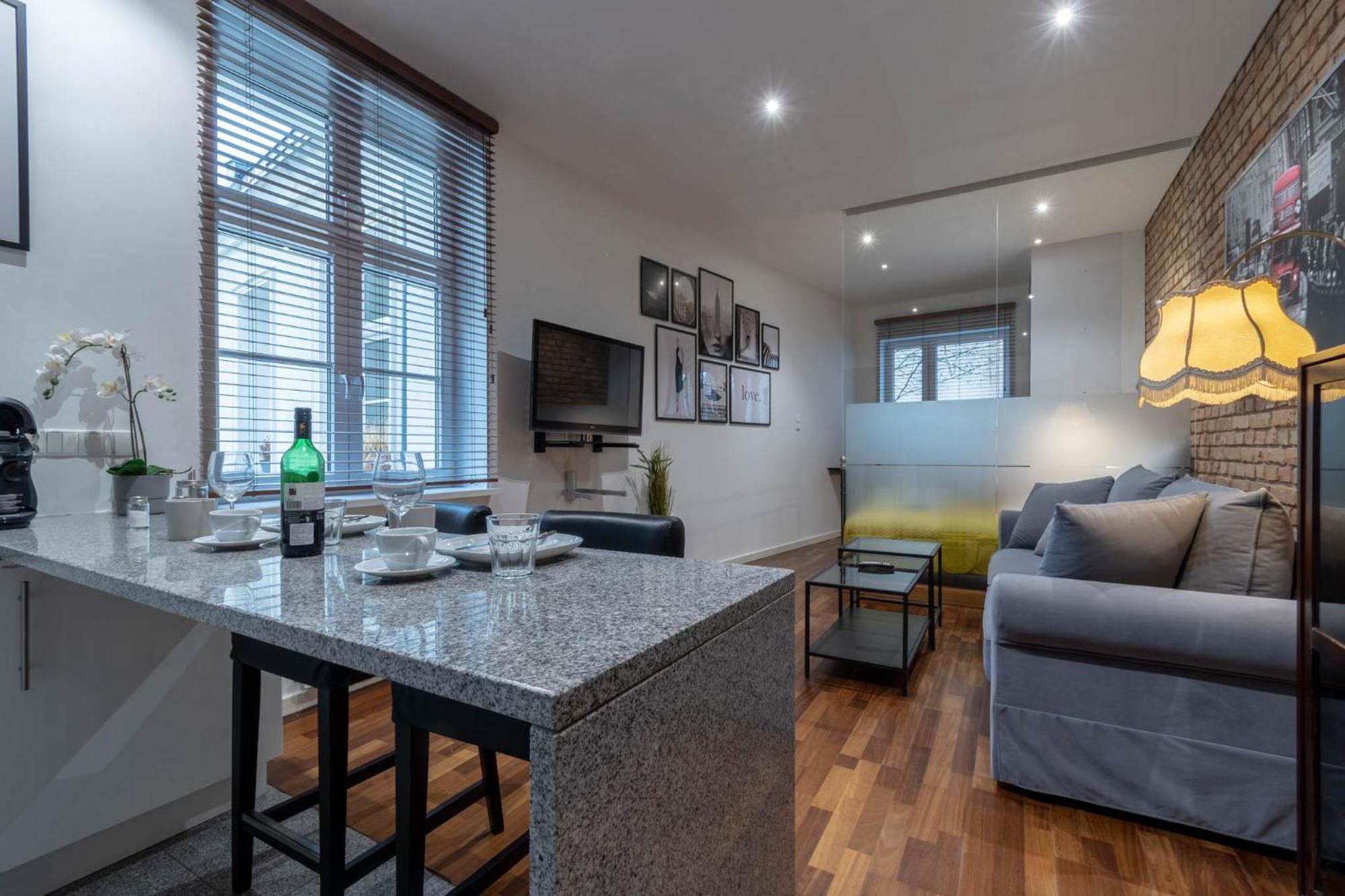 Simply In The Center Spot Apartment Poznan Ngoại thất bức ảnh